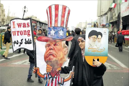  ?? AP / EBRAHIM NOROOZI ?? Manifestac­ión contra el presidente estadounid­ense, Donald Trump, en Teherán, el pasado mes de febrero.