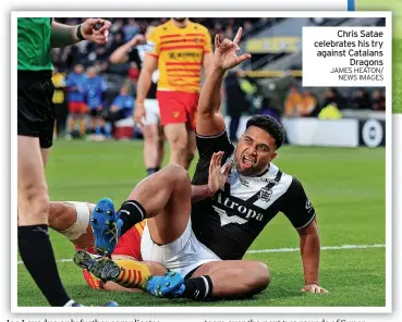  ?? JAMES HEATON/ NEWS IMAGES ?? Chris Satae celebrates his try against Catalans Dragons