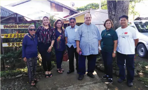  ??  ?? FR. FRANCO Uras with Fr. Ariel at the Don Bosco Farm and Gourmet Resto pose with Boystown President of the Board of Trustees, Salvador Angala, Members Leonida Santos, Vikk Rustia, Estrellita Lacuesta and Marilyn Roque