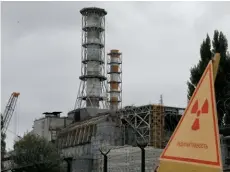  ?? Bild: EFREM LUKATSKY/TT/ARKIV ?? KATASTROFP­LATS. Tjernobyls reaktor 4 på en bild från 2013.