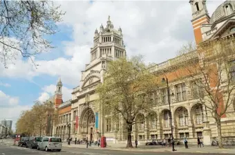  ??  ?? Above The V&A’S main entrance. Below Tristram Hunt with his wife, the designer Juliet Thornback