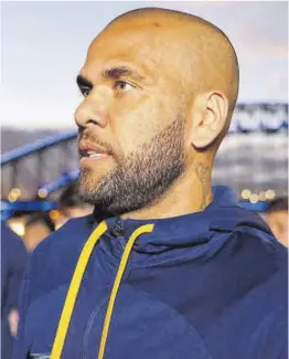  ?? Loren Elliott / Reuters ?? Dani Alves, a Sydney durant una gira del seu anterior equip, el Pumas.