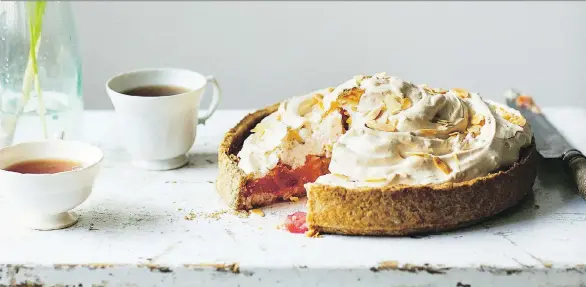  ?? YUKI SUGIURA/QUADRILLE ?? Steffi Knowles-Dellner is introducin­g us to Swedish flavours in her new book. This whole-grain crust encases a tart rhubarb filling topped with sweet meringue.