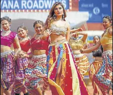  ?? PHOTOS: HTCS ?? Deepti Sadhwani’s look in the recently launched song, Haryana Roadways. Sadhwani, who acted in ‘Tarak Mehta Ka Ooltah Chashma’, scintillat­es as female lead in the Badshah-fazilpuria song.