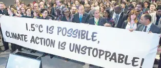  ?? PHOTO BY UNITED NATIONS FRAMEWORK CONVENTION ON CLIMATE CHANGE ?? Civil society bids the now former UN Secretary General Ban Ki-moon farewell in this photo taken on the penultimat­e day, November 17, of last year’s COP, held in Marrakech.