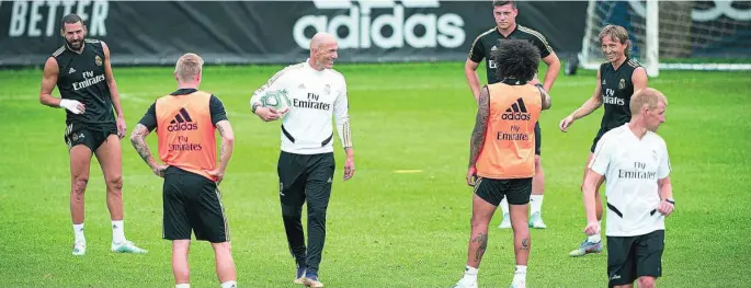  ?? EFE ?? Zidane regresó a dirigir al equipo después de haber vuelto a casa por el fallecimie­nto de su hermano Farid