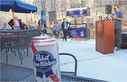  ?? MARK HOFFMAN / MHOFFMAN@JOURNALSEN­TINEL.COM ?? Pabst Brewing Co. chairman and chief executive officer Eugene Kashper speaks at a news conference about his plans to brew their beer once again in Milwaukee Wednesday in this 2015 photo. Now, that day has arrived.