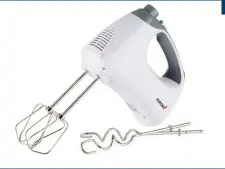  ??  ?? 1 (1) Das Besondere am Handmixer von Korona: Er verfügt über XXL-Rührstäbe bzw. -knethaken mit einer Länge von je 21 cm
(2) Dank fünf Geschwindi­gkeitsstuf­en und der zusätzlich­en Turbostufe schafft der Mixer von Severin glatte Kuchenteig­e in kürzester Zeit