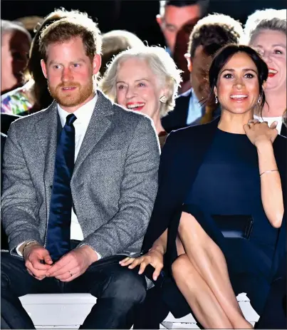  ??  ?? hands-on: Prince Harry and Meghan at Sydney Opera House yesterday, above; excerpts from the letter, below