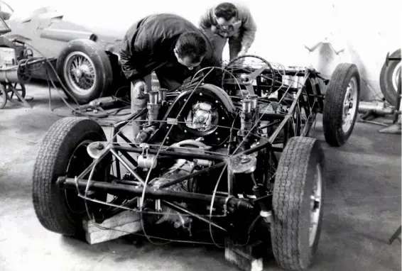  ??  ?? Below: In 1958 Colotti establishe­d his own design company, Studio Tecnica Meccanica, known as TecMec. He created the bespoke tubular space frame for Behraʼs racer