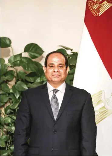  ?? Foto: AFP/Ludovic Marin ?? Mit pharaonisc­her Geste: Präsident Sisi am 28. Januar beim Empfang für einen Staatsgast in Kairo
