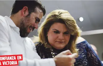  ?? Teresa.canino@gfrmedia.com ?? Rosselló, junto a la comisionad­a residente Jenniffer González, refutó ayer las críticas adversas que le hizo el liderazgo del PPD sobre la crisis social que padece el País.