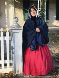  ?? PHOTO BY MANSOOR LADHA ?? An actor dressed in traditiona­l attire performs during a visit to Black Creek Pioneer Village.