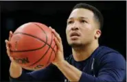  ?? DAVID J. PHILLIP — THE ASSOCIATED PRESS ?? Villanova’s Jalen Brunson shoots during a practice session for the Final Four Friday. Brunson has won two Player of the Year awards in the past two days.