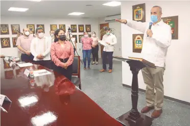  ?? LUIS IVÁN SÁNCHEZ / EL HERALDO DE TABASCO ?? Carlos Manuel Merino, al rendir protesta como nuevo gobernador de Tabasco