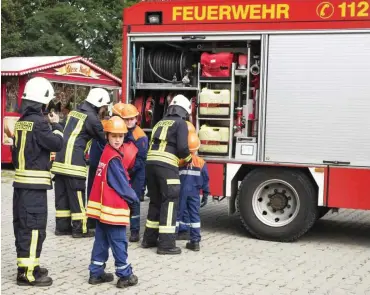  ?? Foto: imago/Seeliger ?? Mehr Mitsprache für Jugendlich­e, die vielfach bereits in den örtlichen Feuerwehre­n engagiert sind