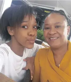  ??  ?? TRUE LOVE FOR LIFE: Mpho Molemela and her “miracle daughter” Rea – the one the experts said she could never have because of her paralysis.