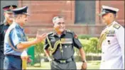  ?? ARVIND YADAV /HT PHOTO ?? Chief of Air Staff Air Chief Marshal VR Chaudhary, Chief of Army Staff Gen Manoj Pande and Chief of Naval Staff Admiral R Hari Kumar in New Delhi on Sunday.