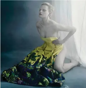  ?? ?? Erdem, Autumn/Winter 2008. Photograph: Sølve Sundsbø/Art+Commerce