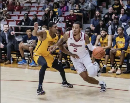  ?? JOHN BLAINE — FOR THE TRENTONIAN ?? Rider’s Jordan Allen (2) had 24 points in the win over Wagner on Saturday.