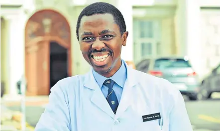  ?? Picture: UCT ?? PIONEER: Professor Bongani Mayosi made a breakthrou­gh in treating heart disease.