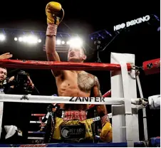  ??  ?? THRILLING FIGHT: Roman [below left, on left] breaks Salido down, before celebratin­g his victory [below]