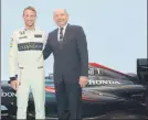  ??  ?? Ron Dennis, junto al piloto Jenson Button