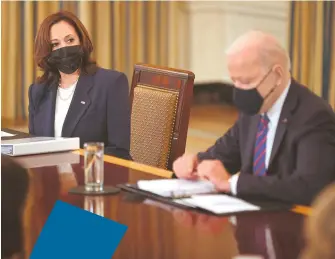  ?? AFP ?? Kamala Harris y Joe Biden encabezaro­n una reunión sobre el tema/