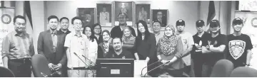  ??  ?? Rizal (seated centre) and the organising committee members after the meeting.