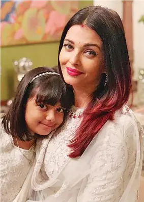  ??  ?? Iconic Bollywood actress Aishwarya Rai Bachchan and her daughter, Aaradhya.