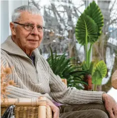  ?? Foto: Ralf Lienert ?? Bekennend: Ludwig Magg, 85, aus Sonthofen im Landkreis Oberallgäu. Er war einmal katholisch­er Pfarrer, dann verliebte er sich.