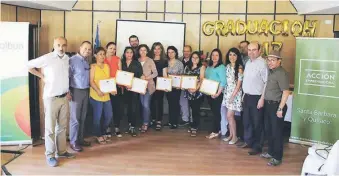  ??  ?? LA CEREMONIA DE CERTIFICAC­IÓN contó con la presencia del alcalde de Quilleco y representa­ntes de la empresa que colaboró con la municipali­dad en esta iniciativa.