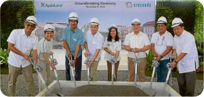  ??  ?? Ayala Land Inc. broke ground for new Tarlac estate. Shown (from left) are ALI AVP John Estacio, ALI SVP Meean Dy, Rep. Victor Yap, ALI CEO and president Bobby Dy, Tarlac Mayor Cristina C. Angeles, MDC president Dan Abando, Brgy. Chair Angelito Torres, and Don Bosco vice rector Fr. Eduardo Hila.