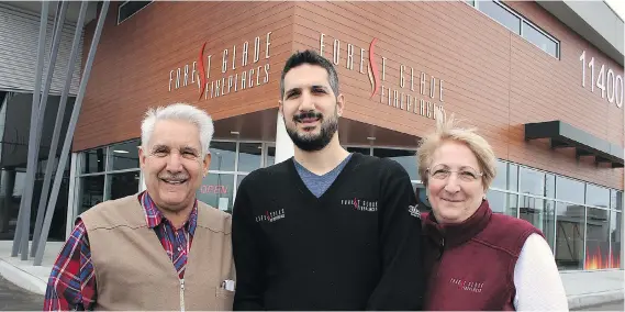  ?? PHOTOS: REBECCA WRIGHT ?? Forest Glade Fireplaces founders, Tom and Susie Li Causi flank son John, who will soon take over the business at 11400 Tecumseh Rd. E.