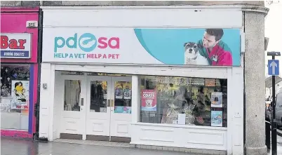  ?? 221216char­ity_01 ?? Targeted OAP robbed while shopping in the PDSA charity shop