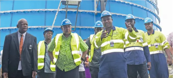  ?? Photo: Ronald Kumar ?? Water Authority of Fiji engineer Epeli Kama explains about the Namau Water Project to Prime Minister Voreqe Bainimaram­a and Minister for Infrastruc­ture and Meteorolog­ical Services, Lands and Mineral Resources Jone Usamate during the commission­ing ceremony on June 26, 2020.