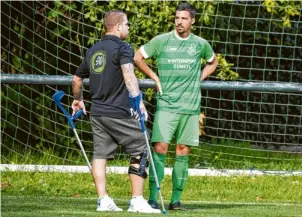  ?? Foto: Roland Geier ?? Es geht wieder los: Dominik Berchermei­er (links) und Matthias Stegmeir starten mit dem SV Karlshuld in die Restsaison.