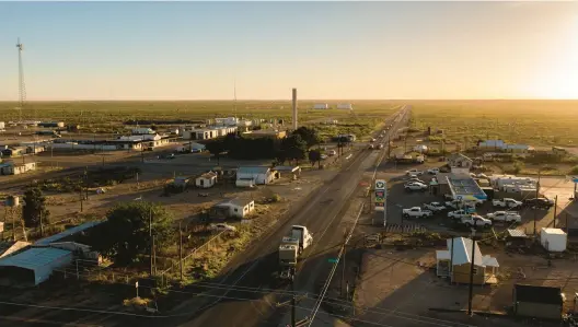  ?? IVAN PIERRE AGUIRRE/NEW YORK TIMES PHOTOS ?? Mentone, Texas, serves as the county seat of Loving County, which had 64 residents of all ages in 2020, but where 66 people voted for president.