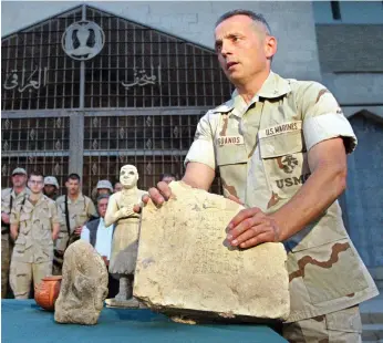  ?? AFP ?? Matthew Bogdanos in 2003 when he was lead investigat­or of stolen artefacts from Baghdad’s national museum.