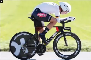  ??  ?? 5 Orgullo de campeón.Tony Martin, 7º, mejoró dos plazas respecto a 2017, pero parece complicado que el alemán alcance un quinto título.