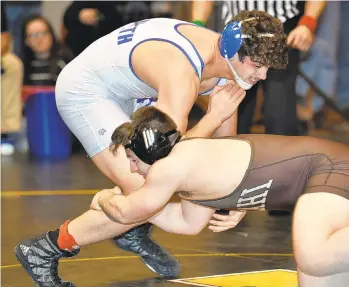  ?? APRIL GAMIZ/MORNING CALL FILE PHOTO ?? Nazareth’s Stephen Schott (left) rallied from a second-period deficit Saturday night with a pair of thirdperio­d takedowns for an 8-6 win over Easton’s Andrew Balukas.