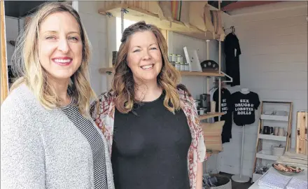  ?? MILLICENT MCKAY/JOURNAL PIONEER ?? Jane Gallant, left, and Jen Croken are opening Current Collective in the lighthouse at Spinnakers’ Landing.