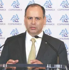  ??  ?? Gustavo de Hoyos, presidente de Coparmex, pide realizar un análisis técnico riguroso, con amplio escrutinio público.