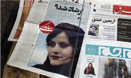  ?? Photograph: Abedin Taherkenar­eh/EPA ?? Iranian newspapers reporting Mahsa Amini’s death on 16 September. More than 40 journalist­s have since been arrested.