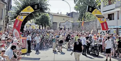  ?? (photo ville STG) ?? St Girons ville départ de la 100ème édition du Tour de France en 2013