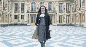  ??  ?? ‘Versalles’, serie francocana­diense que narra su construcci­ón durante el reinado de Luis XIV