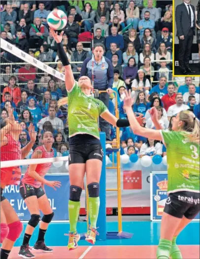  ??  ?? VOLEIBOL. Susana Rodríguez, la mejor árbitra nacional y también con experienci­a olímpica.