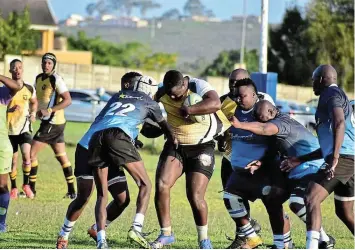  ?? Picture SUPPLIED ?? MOVING FORWARD: Victors Africans in action against Ocean Sweepers in the Border Premier League.