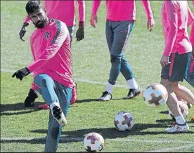  ?? FOTO: EFE ?? Diego Costa, en el entrenamie­nto de ayer en el Cerro del Espino de Majadahond­a