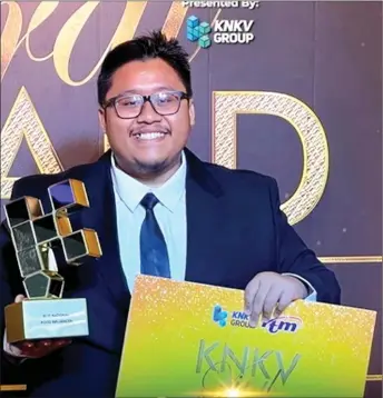  ?? — Bernama photos ?? Abdul Qayyum’s ‘Best National Food Influencer’ recognitio­n from the KNKV Viral Award 2024, is proof that his interest in cooking and content creation has not been in vain.